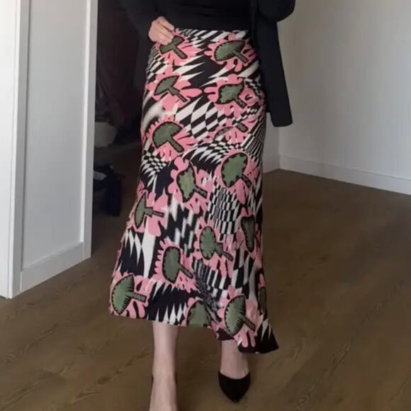 Untitled in Motion Black Bias Cut Midi Skirt LARGE Mushroom Designer Career $262 - Picture 5 of 11